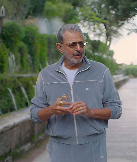 Kaos review — Jeff Goldblum is a tracksuit.
